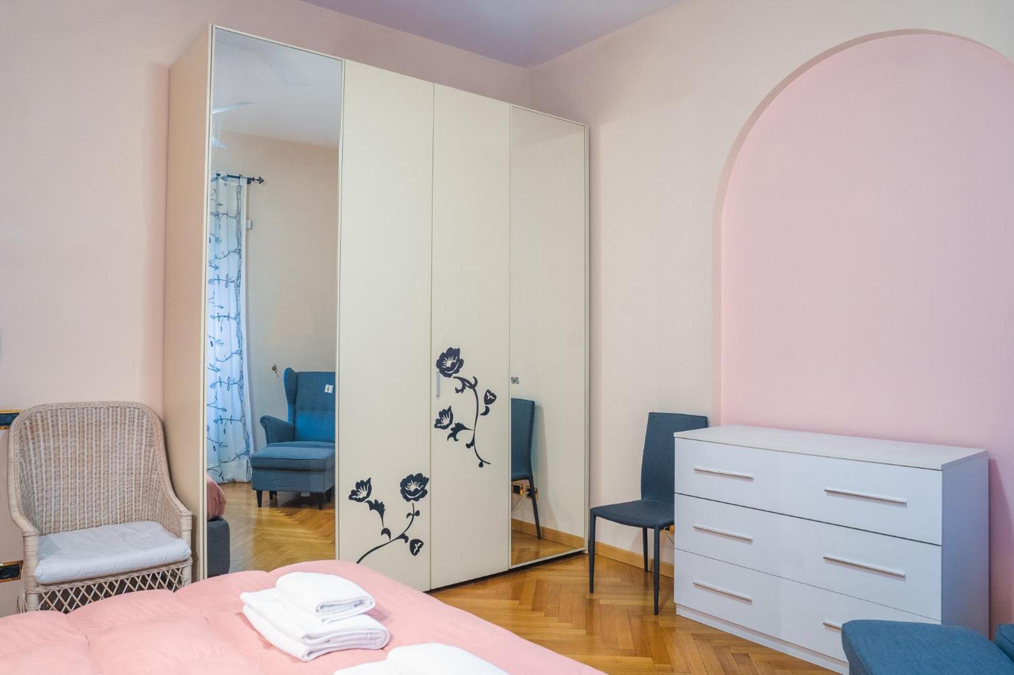 Apartamento Ubaldi - 2 Stops From San Pietro