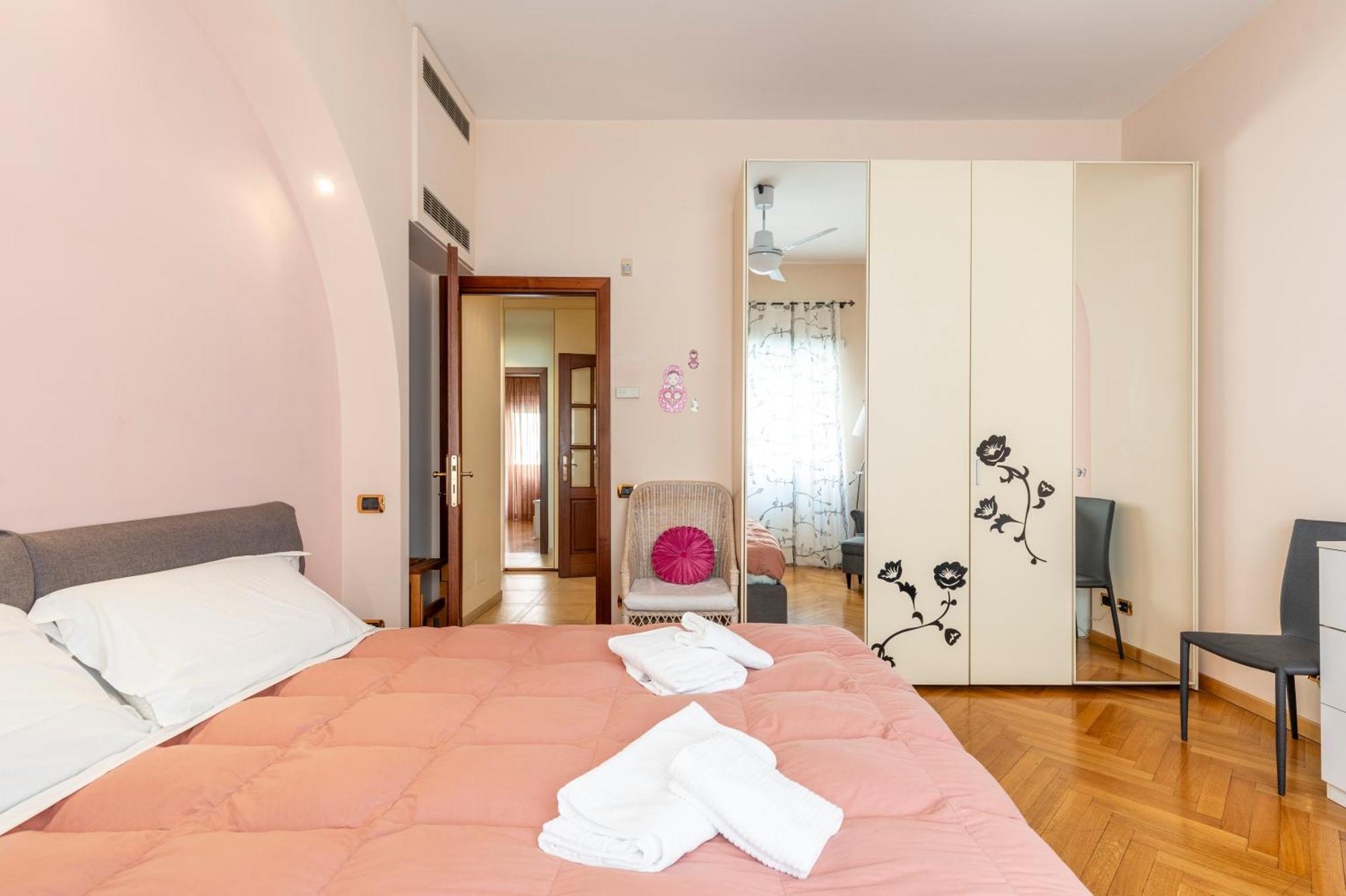 Apartamento Ubaldi - 2 Stops From San Pietro Roma