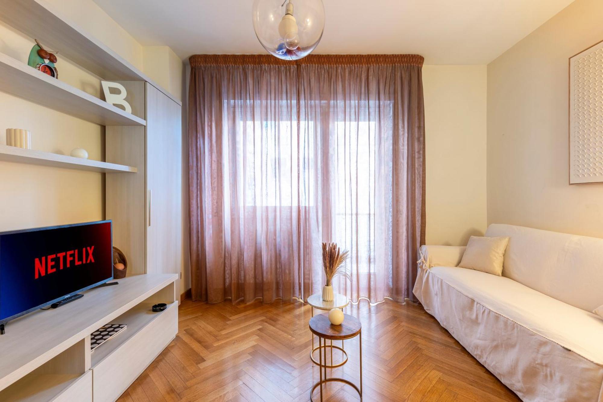 Ubaldi - 2 Stops From San Pietro Apartamento *